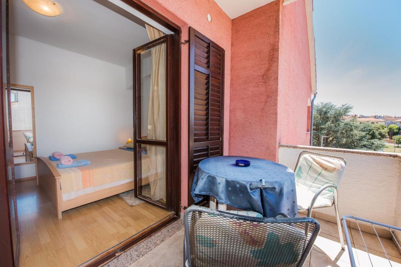 Two Bed Rooms Fortuna Near The Beach بوريتش المظهر الخارجي الصورة