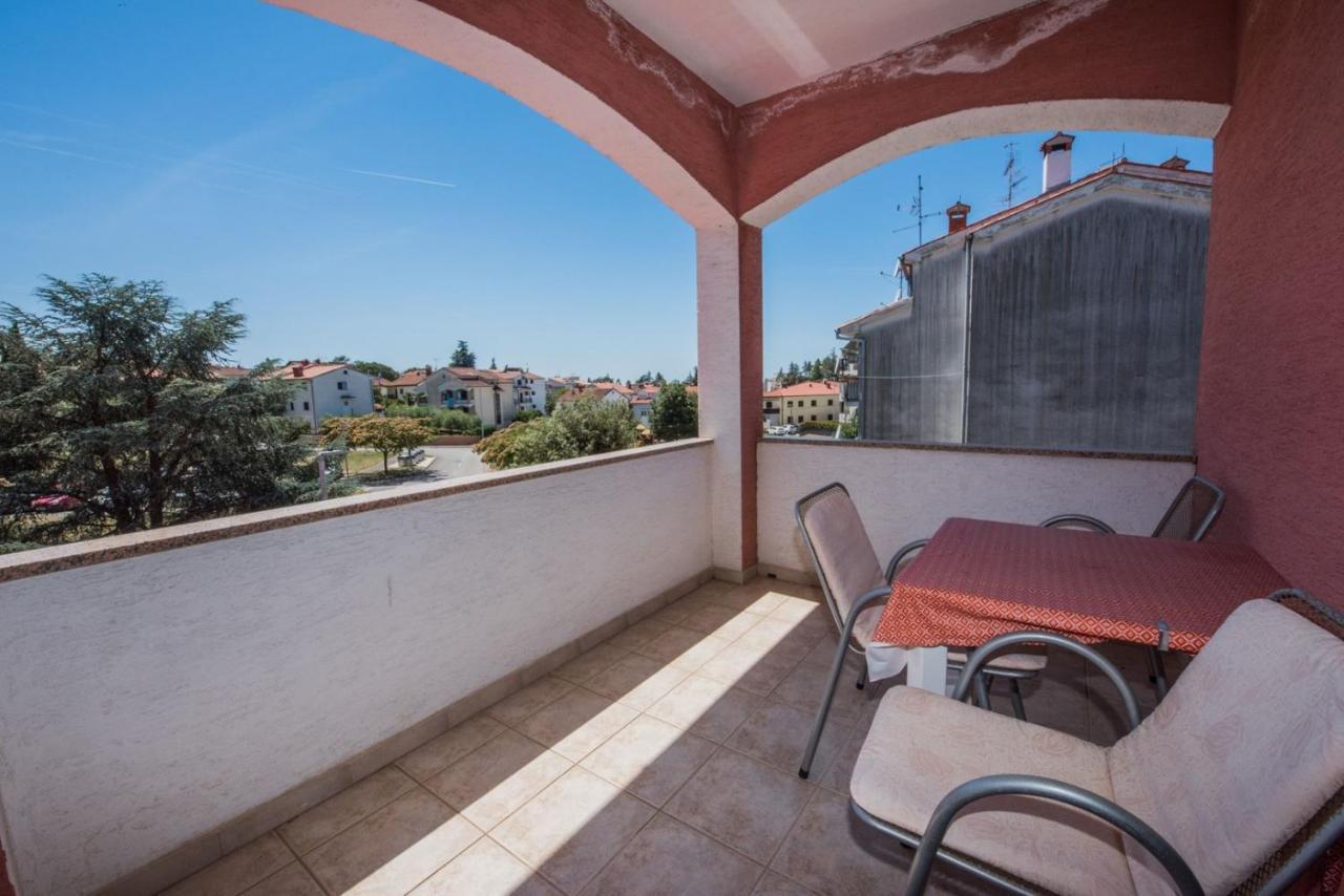 Two Bed Rooms Fortuna Near The Beach بوريتش المظهر الخارجي الصورة